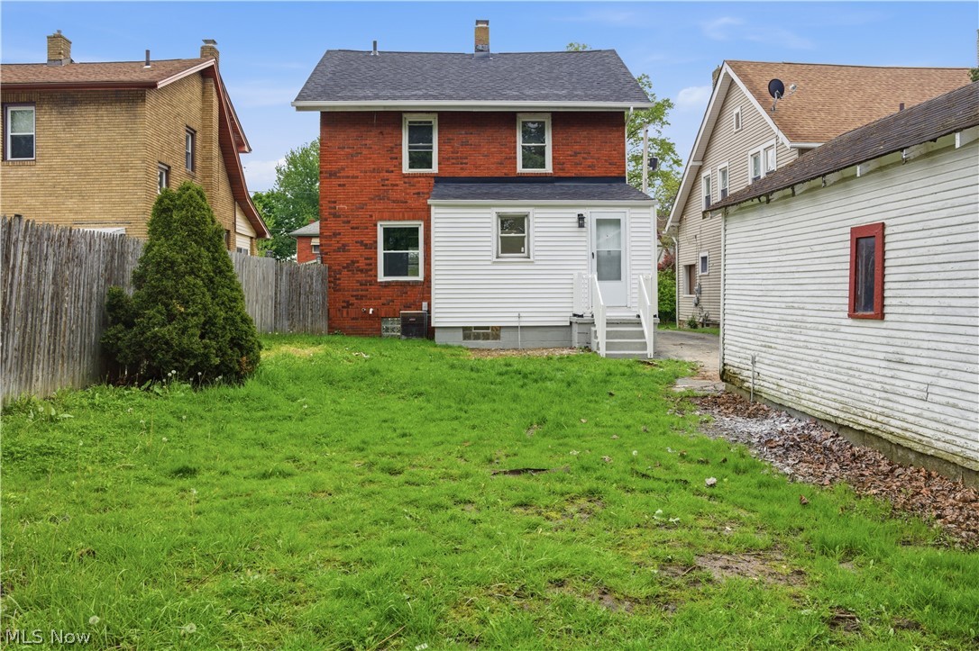 52 W Heights Avenue Youngstown OH 44509