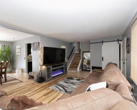 110 Edgefield Drive Elyria OH 44035