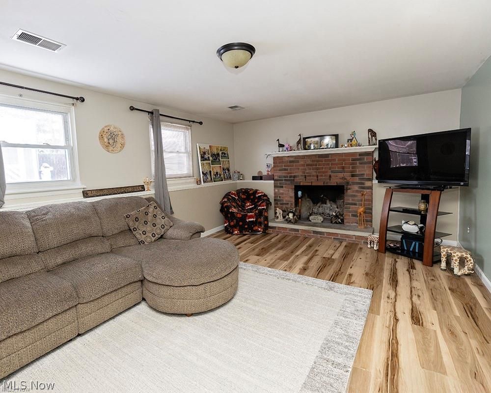 110 Edgefield Drive Elyria OH 44035