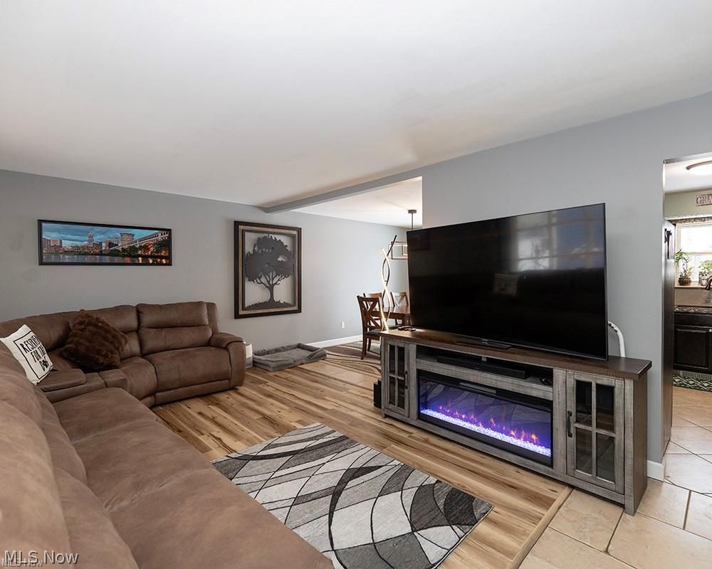 110 Edgefield Drive Elyria OH 44035