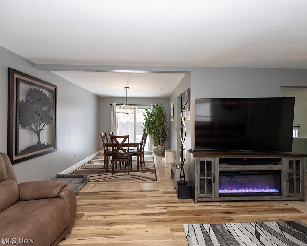 110 Edgefield Drive Elyria OH 44035