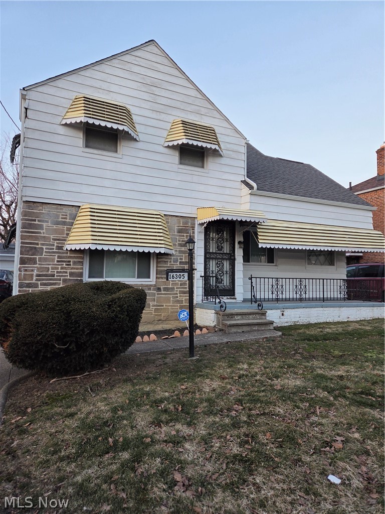 16305 Eldamere Avenue Cleveland OH 44128