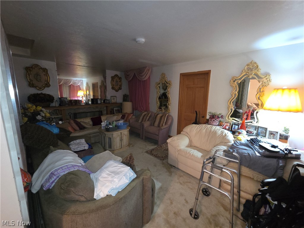 16305 Eldamere Avenue Cleveland OH 44128