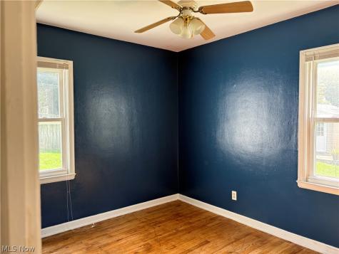 1711 Evergreen Avenue Akron OH 44301