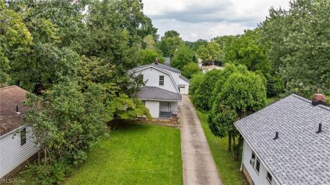 3924 Elmwood Avenue Youngstown OH 44515