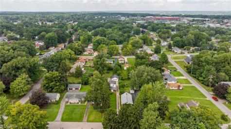 3924 Elmwood Avenue Youngstown OH 44515