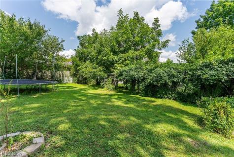 3924 Elmwood Avenue Youngstown OH 44515