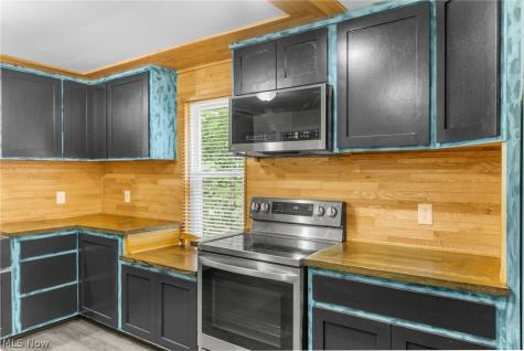3924 Elmwood Avenue Youngstown OH 44515