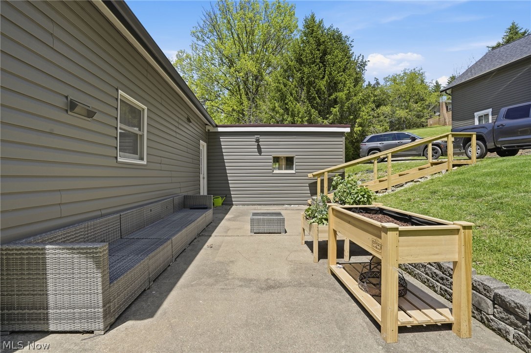 437 N 8th Street Mcconnelsville OH 43756
