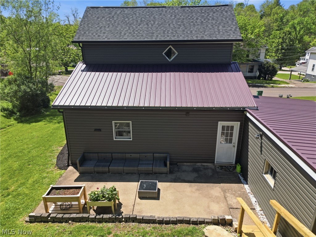 437 N 8th Street Mcconnelsville OH 43756