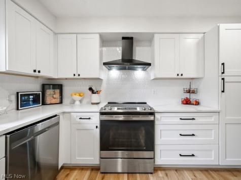 12301 W 130th Street North Royalton OH 44133