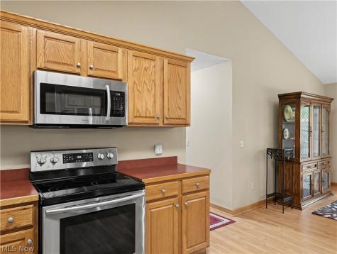 3671 White Oak Drive Norton OH 44203