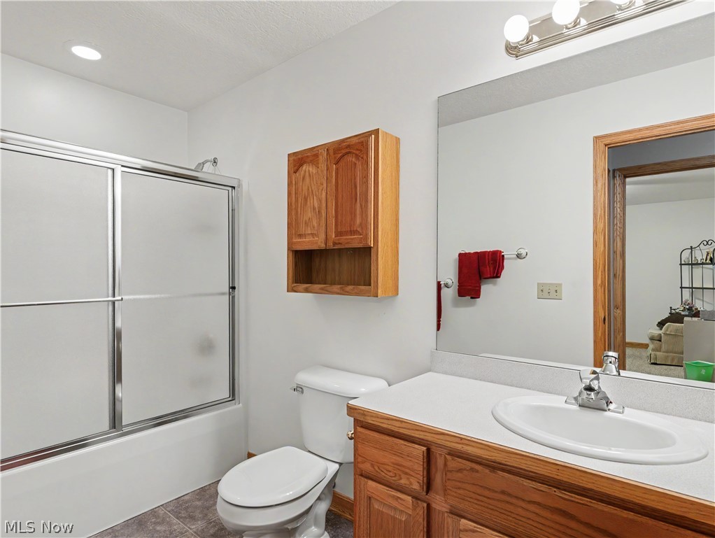 3671 White Oak Drive Norton OH 44203