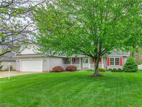 3671 White Oak Drive Norton OH 44203