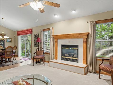 3671 White Oak Drive Norton OH 44203