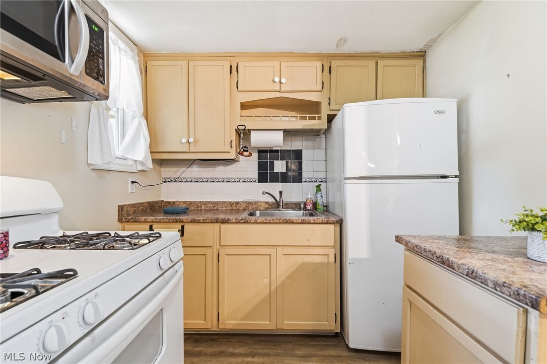 2350 Columbia Road Westlake OH 44145