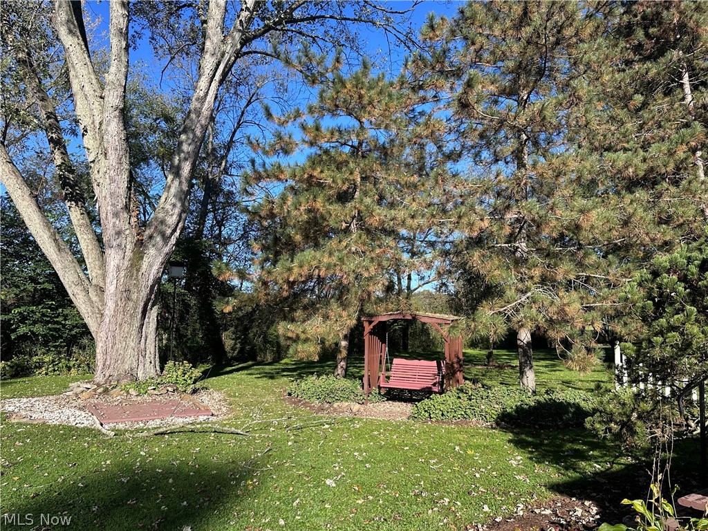4131 Alabama Avenue NW North Lawrence OH 44666