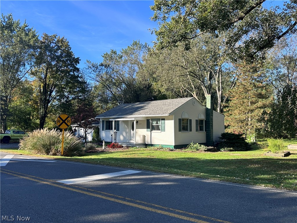 4131 Alabama Avenue NW North Lawrence OH 44666