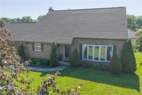 3411 Dunmore Avenue NW Canton OH 44708