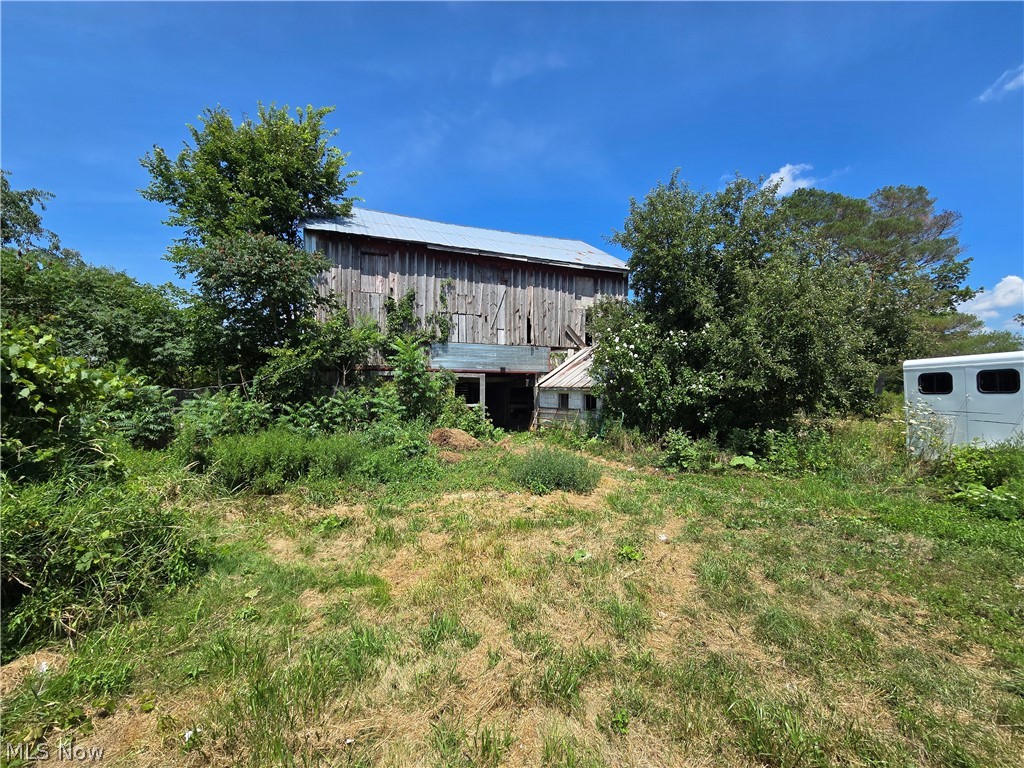 8725 State Route 7 Williamsfield OH 44093