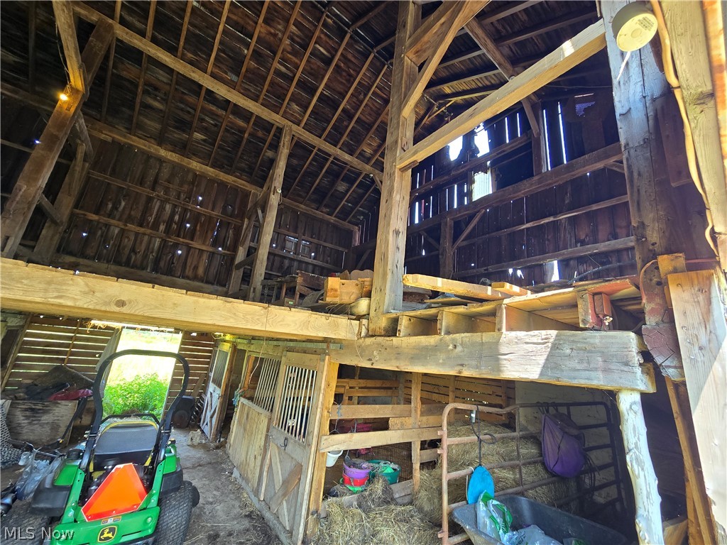 8725 State Route 7 Williamsfield OH 44093