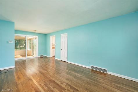 2123 14th Street Cuyahoga Falls OH 44223