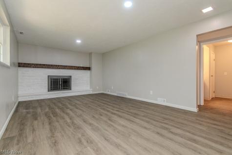 7268 Grant Street Mentor OH 44060