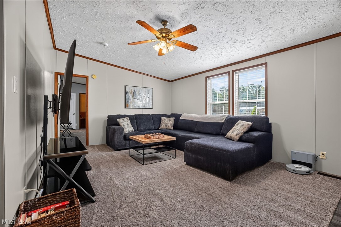 5249 New London Road Geneva OH 44041