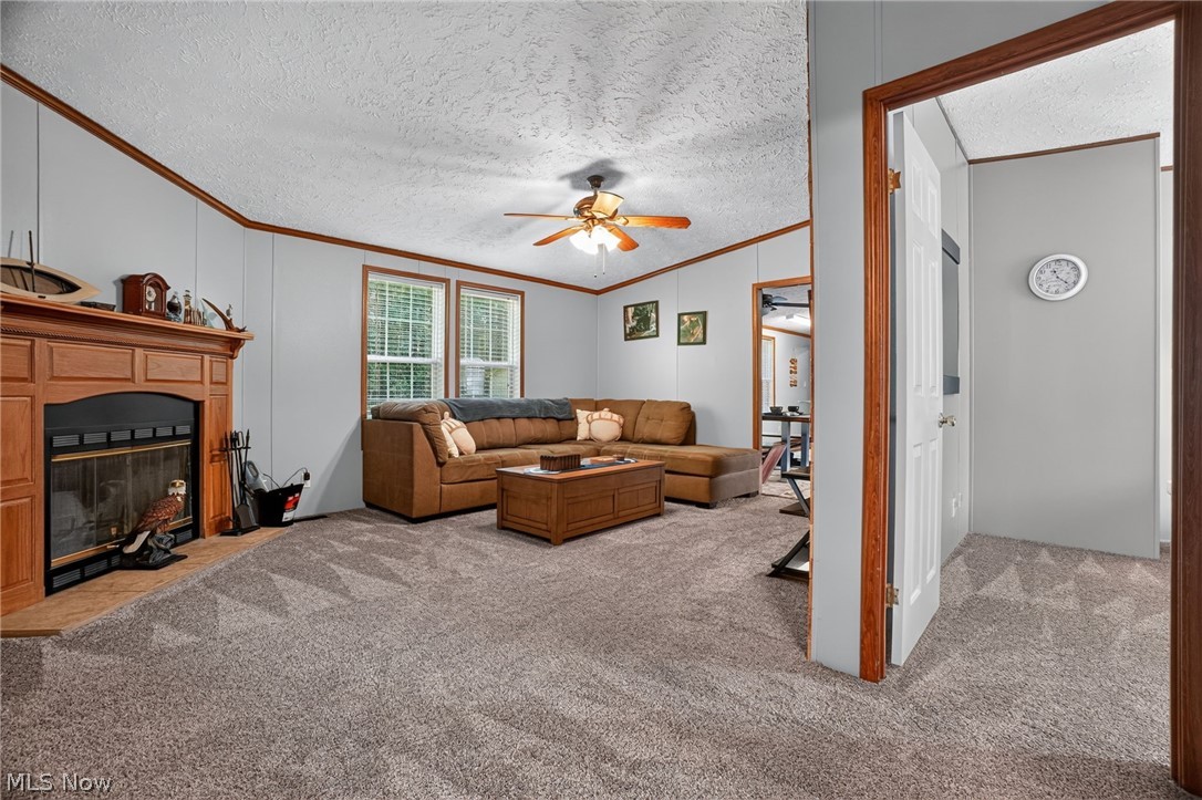 5249 New London Road Geneva OH 44041