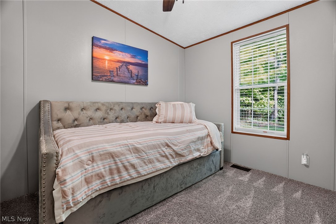 5249 New London Road Geneva OH 44041