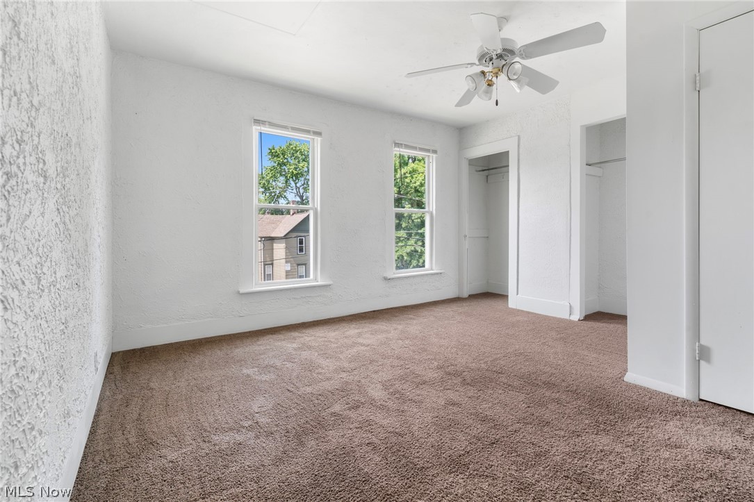 477 Allyn Street Akron OH 44304