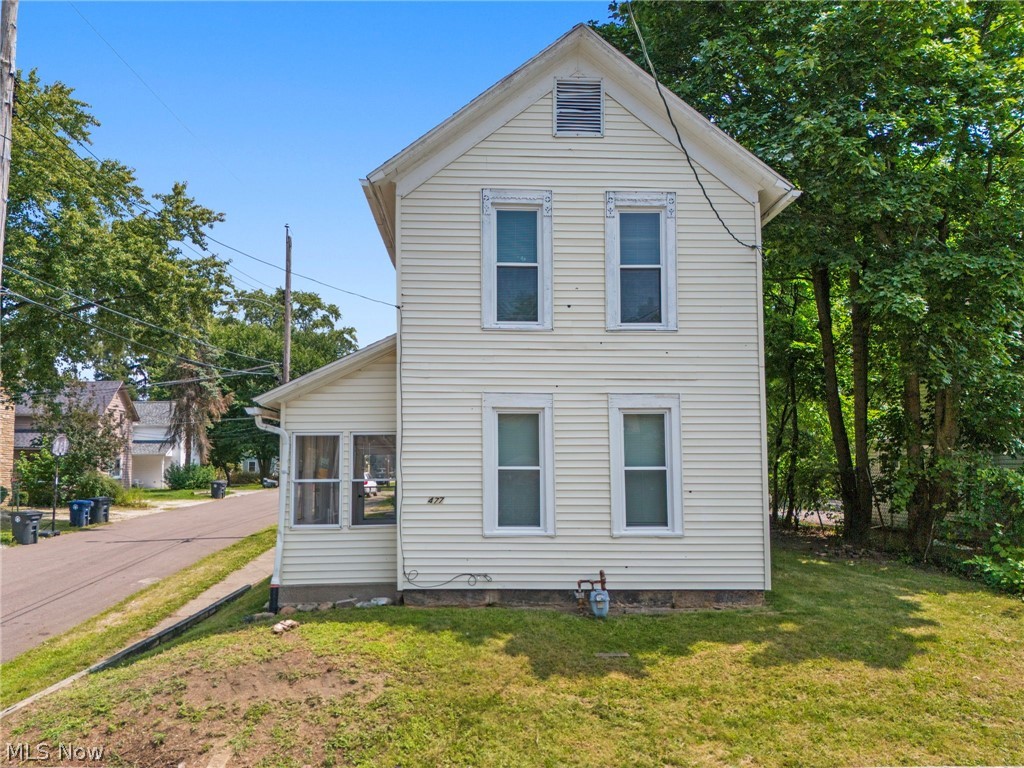 477 Allyn Street Akron OH 44304