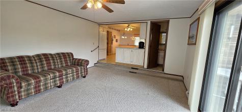5911 Ralston Drive Parma OH 44129