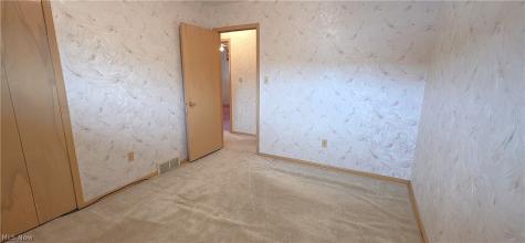5911 Ralston Drive Parma OH 44129