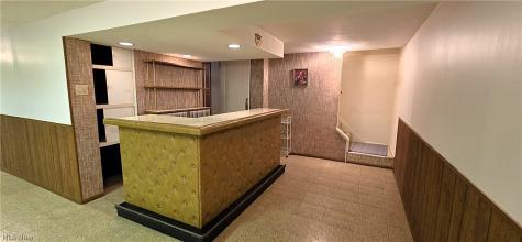 5911 Ralston Drive Parma OH 44129