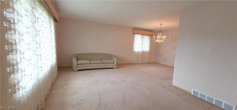 5911 Ralston Drive Parma OH 44129
