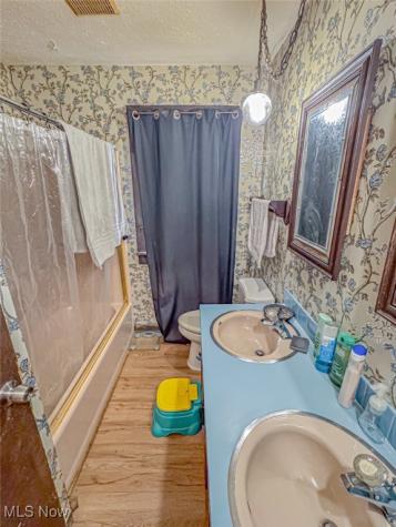 1330 W 18th Street Lorain OH 44052