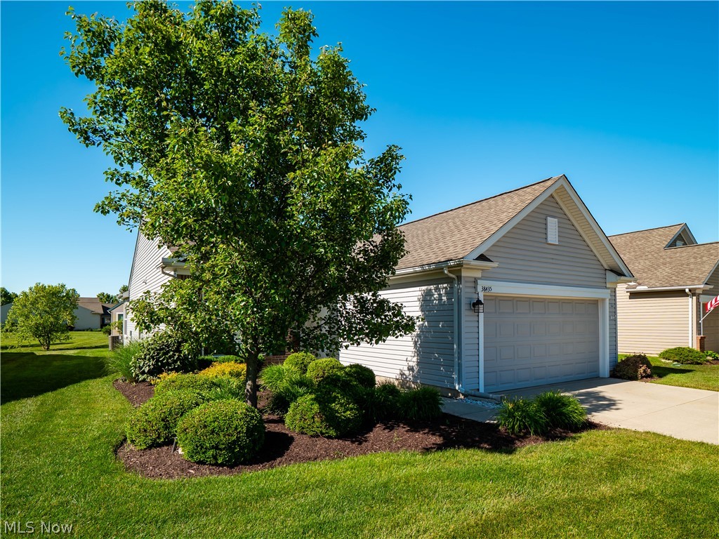 38435 Revere Drive North Ridgeville OH 44039