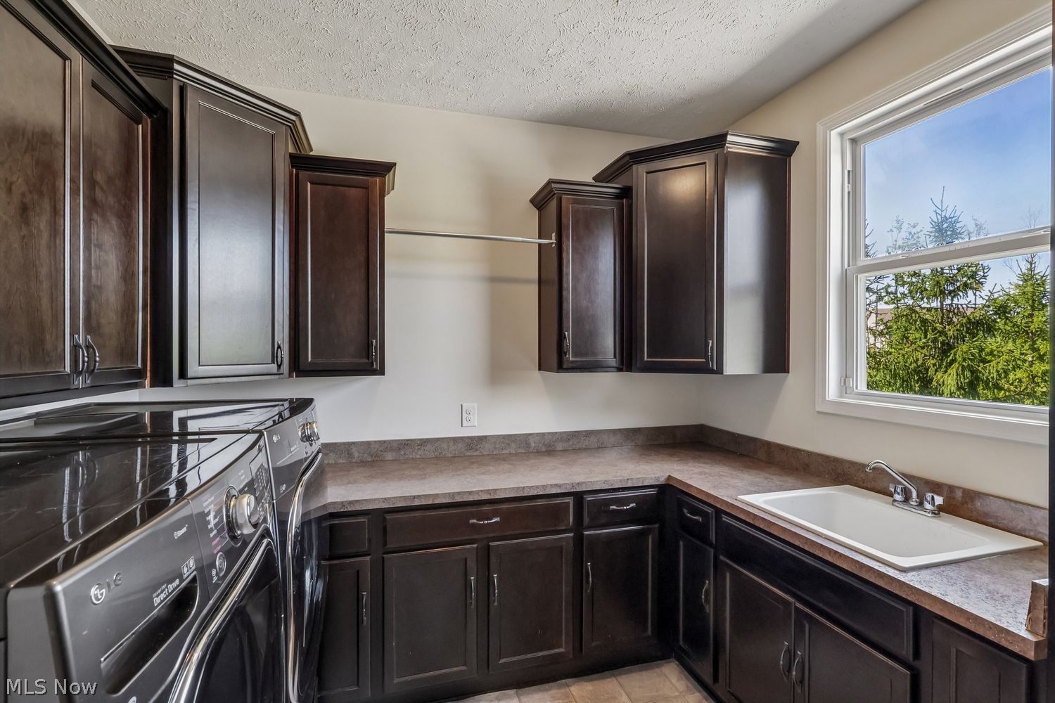 18188 Clare Court Strongsville OH 44149
