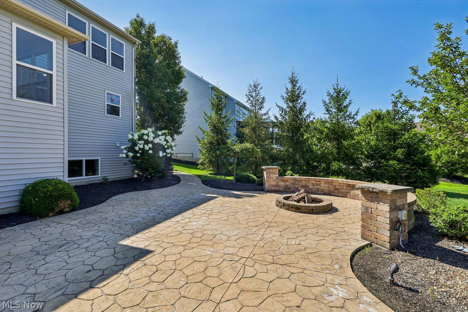 18188 Clare Court Strongsville OH 44149