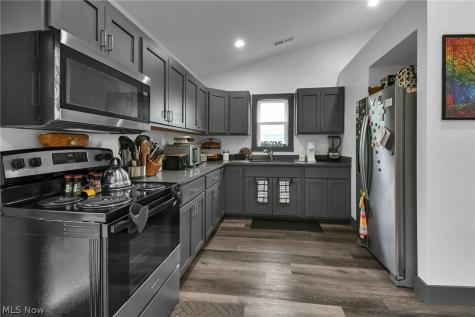 358 Davidson Street Mansfield OH 44907