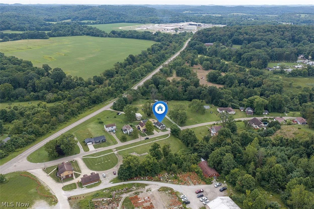6597 Superior Road SE Uhrichsville OH 44683