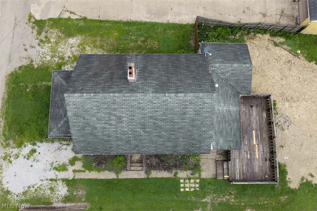 6597 Superior Road SE Uhrichsville OH 44683