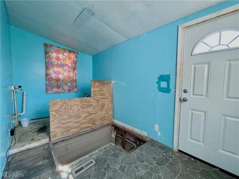 128 Northrup Street Elyria OH 44035