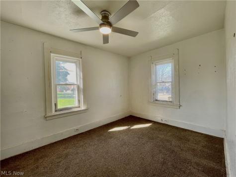 128 Northrup Street Elyria OH 44035