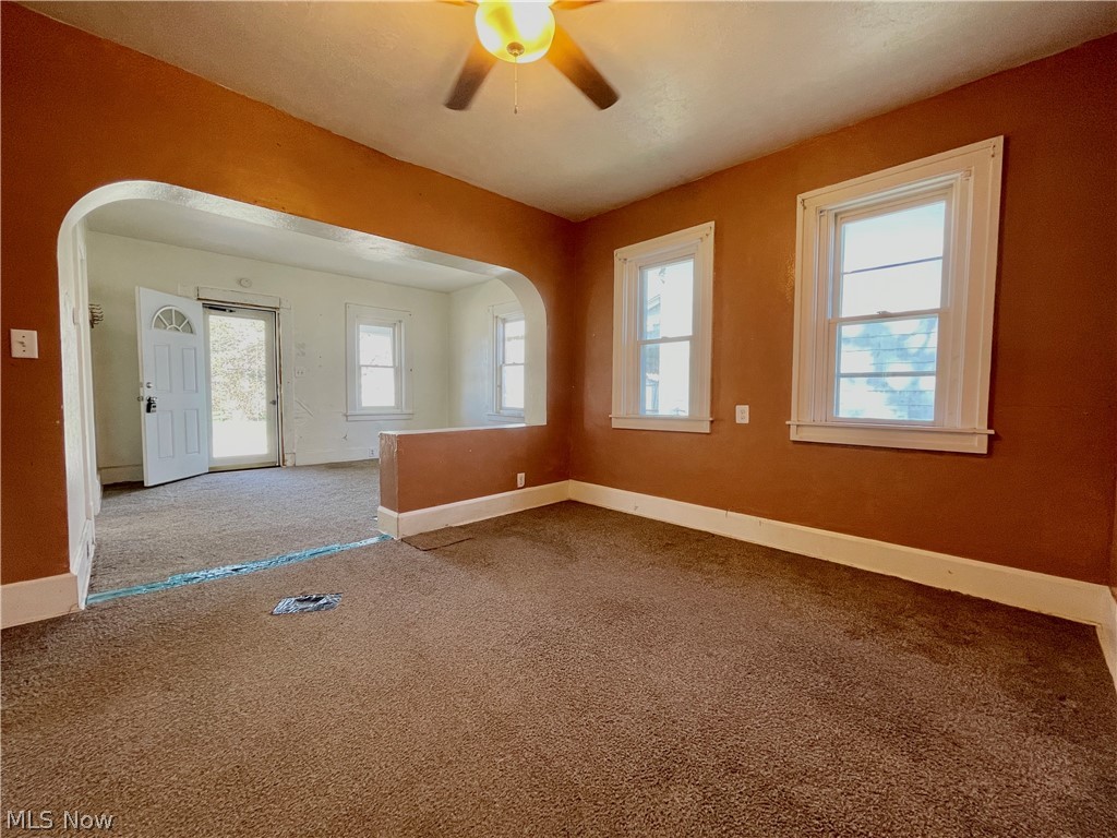 128 Northrup Street Elyria OH 44035
