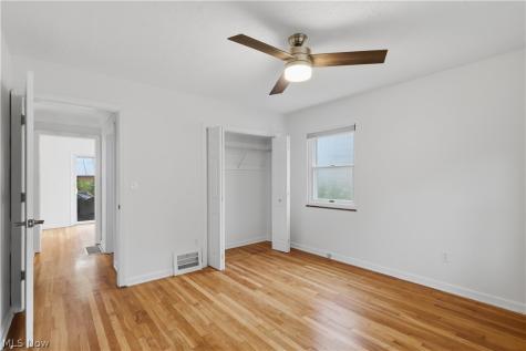 130 Forest Hill Drive Avon Lake OH 44012