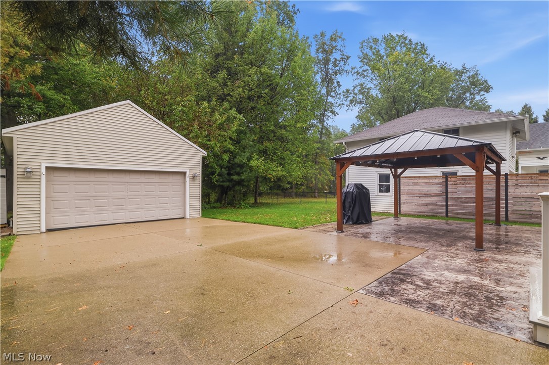 130 Forest Hill Drive Avon Lake OH 44012