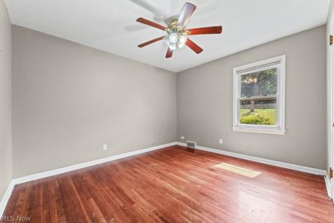 1115 Eastland Avenue Akron OH 44305
