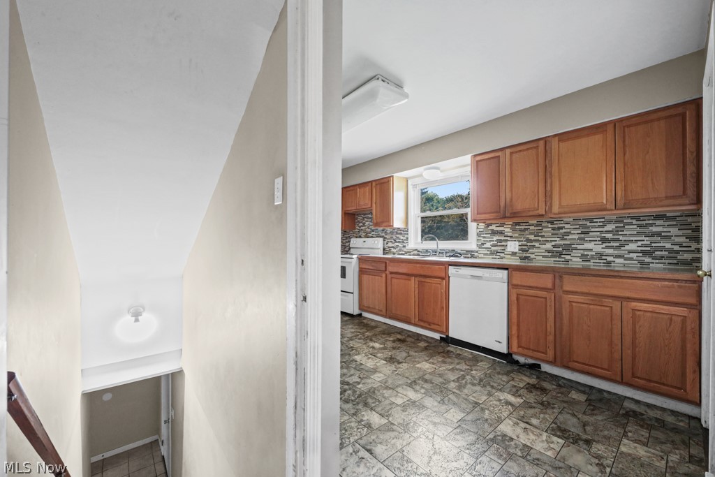 1115 Eastland Avenue Akron OH 44305